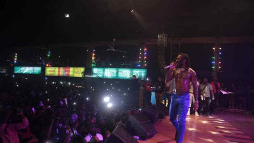 burna boy on stage
